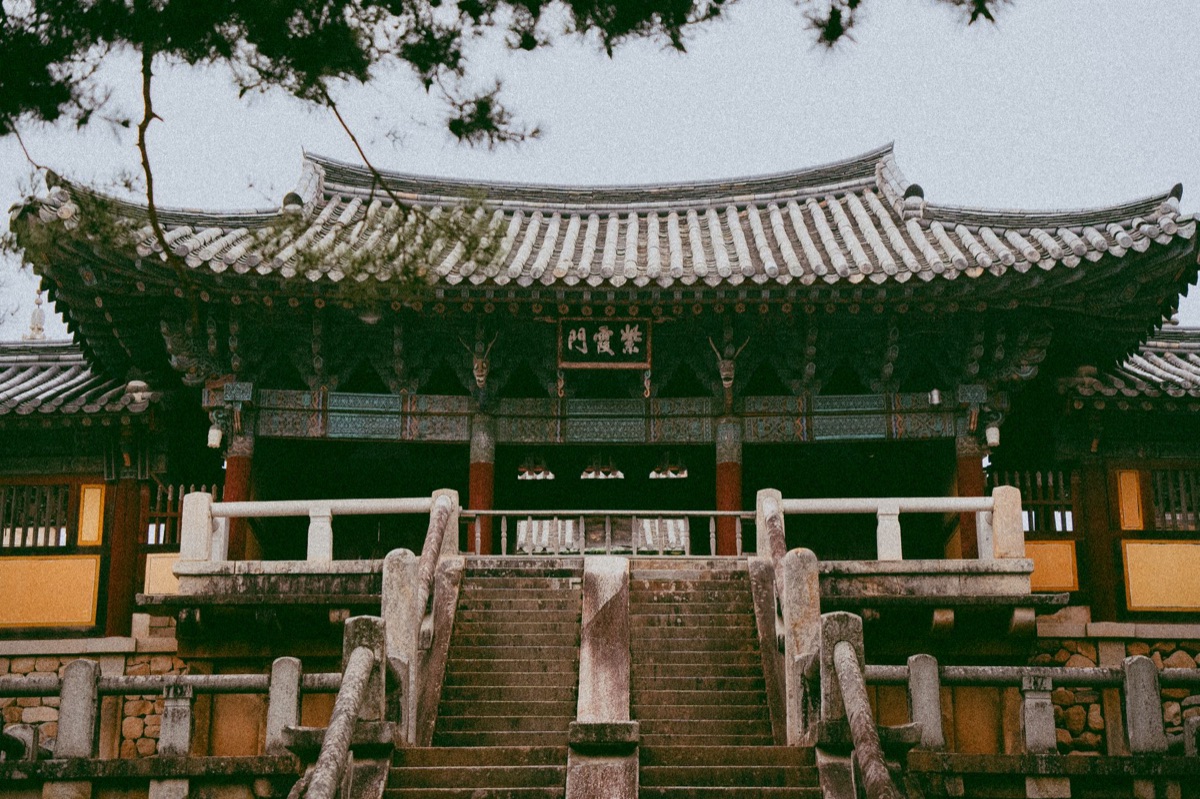 Historische architectuur van de Bulguksa tempel in Gyeongju