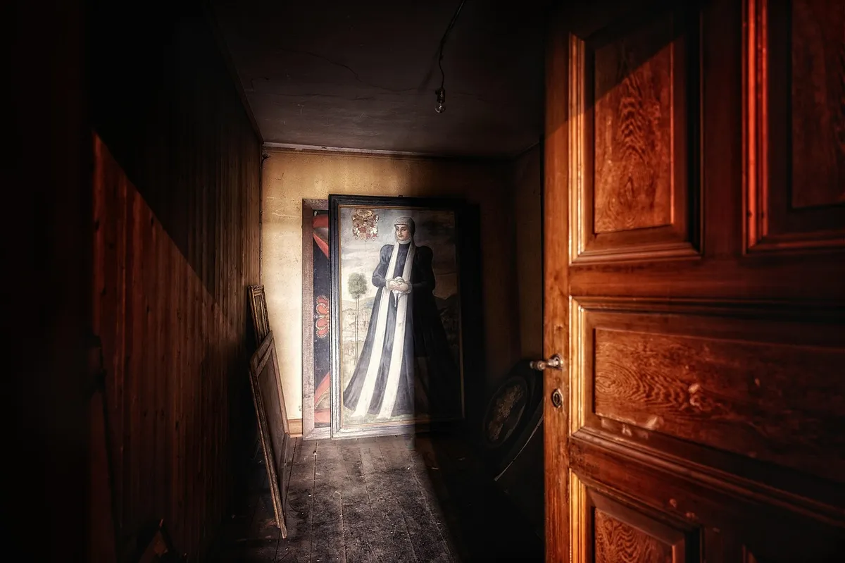 painting, picture, historical, old, hidden, room, art