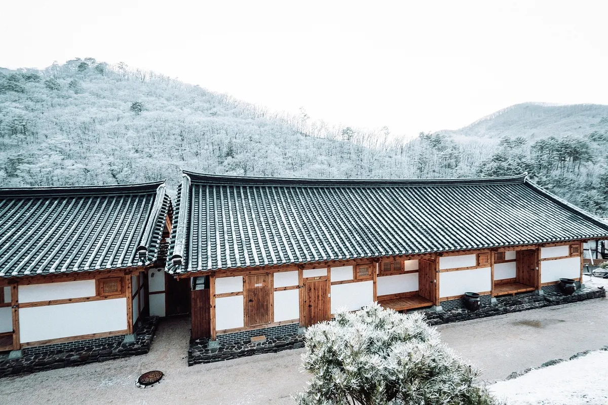 house, building, roof, tradition, mountain, korea, landscape, travel, nature, winter, roof, roof, korea, korea, korea, korea, korea