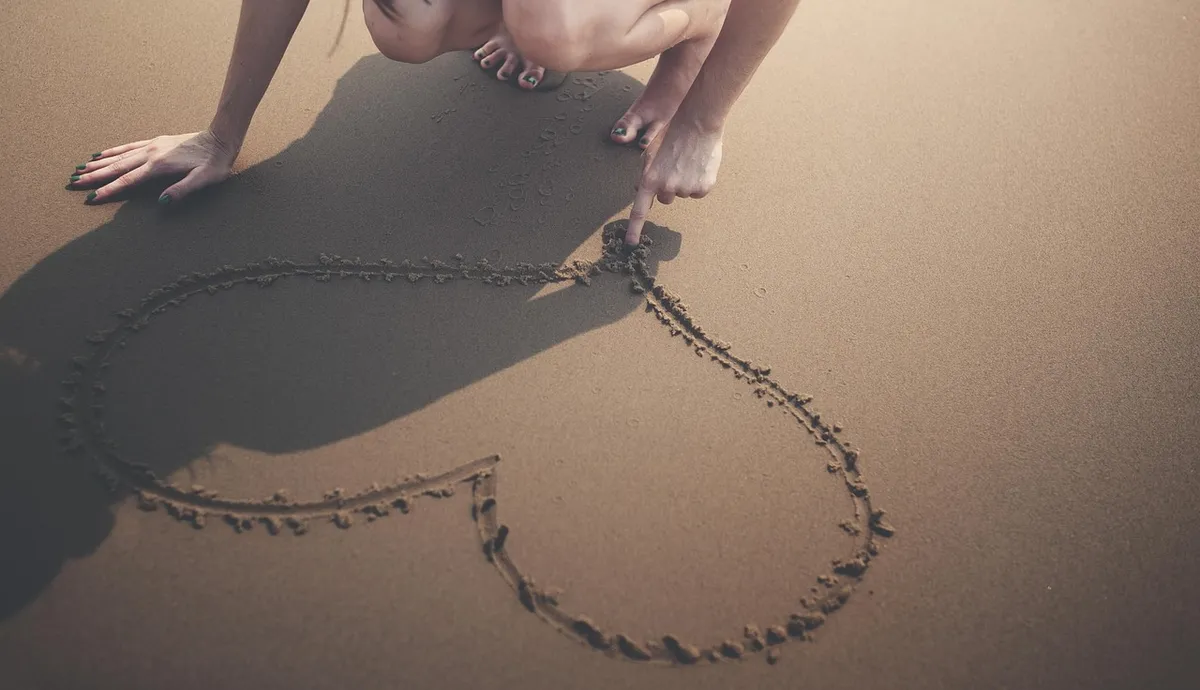 heart, beach, calm, enjoyment, happiness, holiday, leisure, love, ocean, recreation, relax, relaxation, sand, seaside, shore, summer, nature, travel, vacation